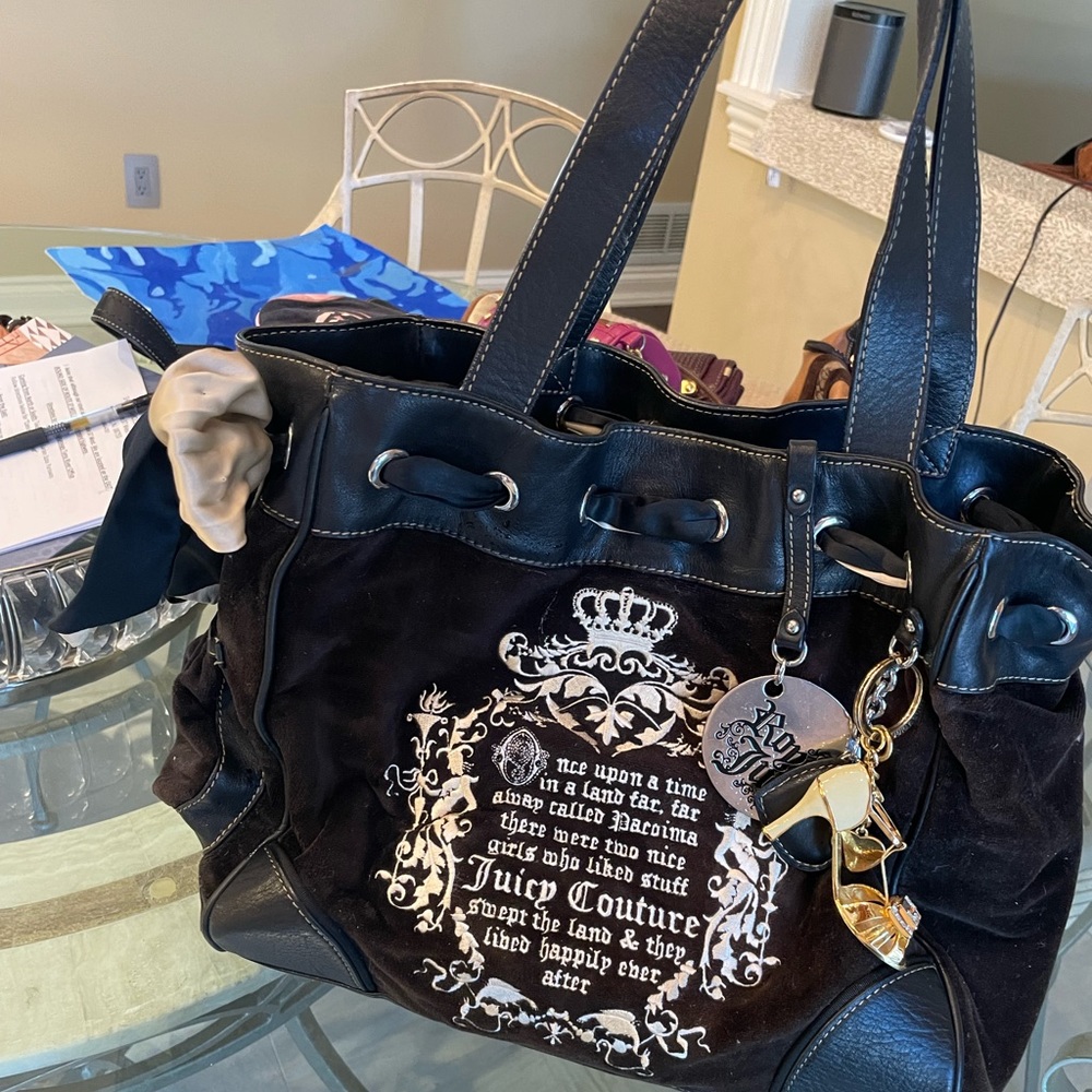 Vintage Juicy Couture Bag with Keychain